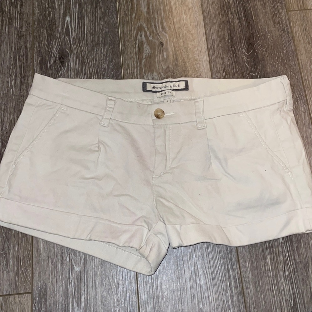 Abercrombie & Fitch Low Waisted Shorts